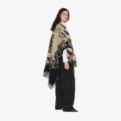 Gallant Knight Wool Cape