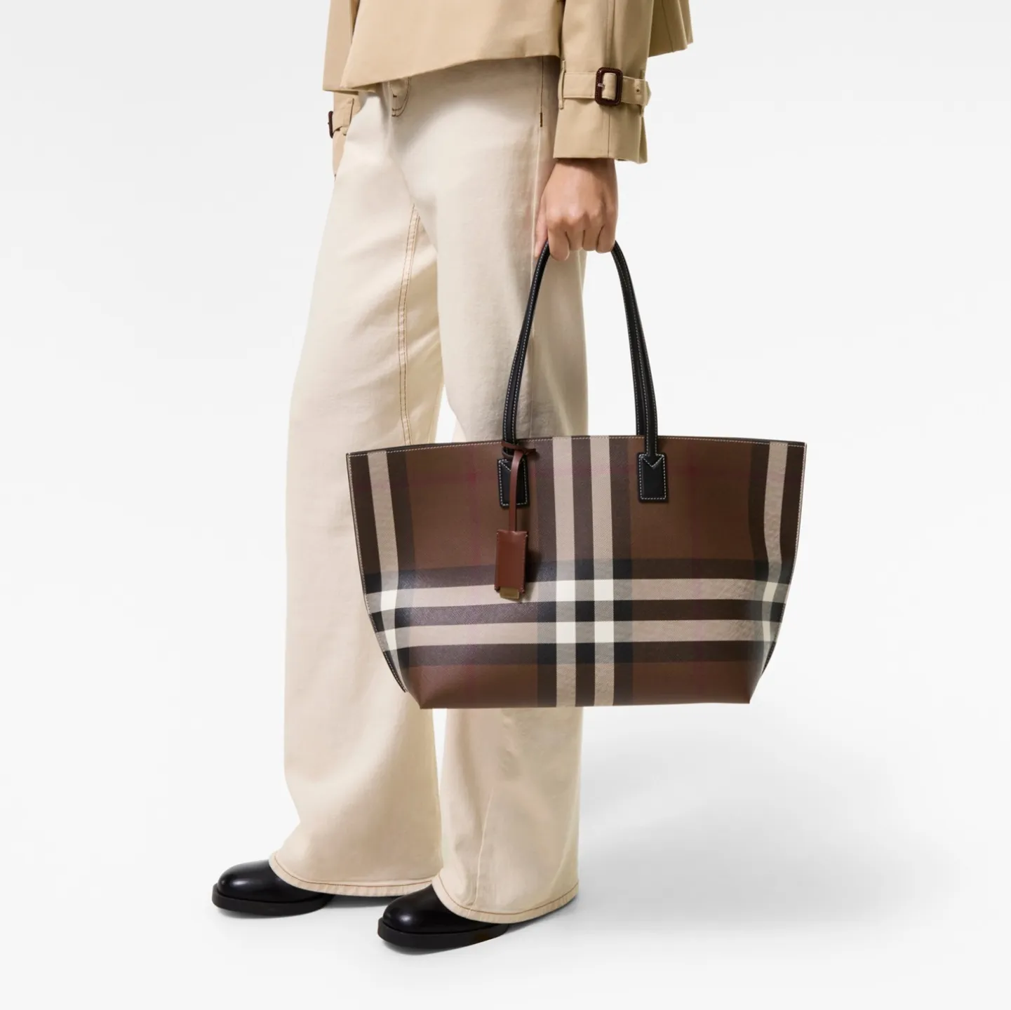 Medium Check Tote