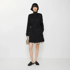 Short Chelsea Heritage Trench Coat